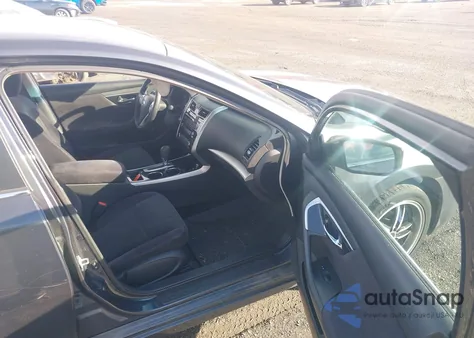 2013 Nissan Altima 2.5 S from USA, damaged, VIN 1N4AL3AP0DC208785